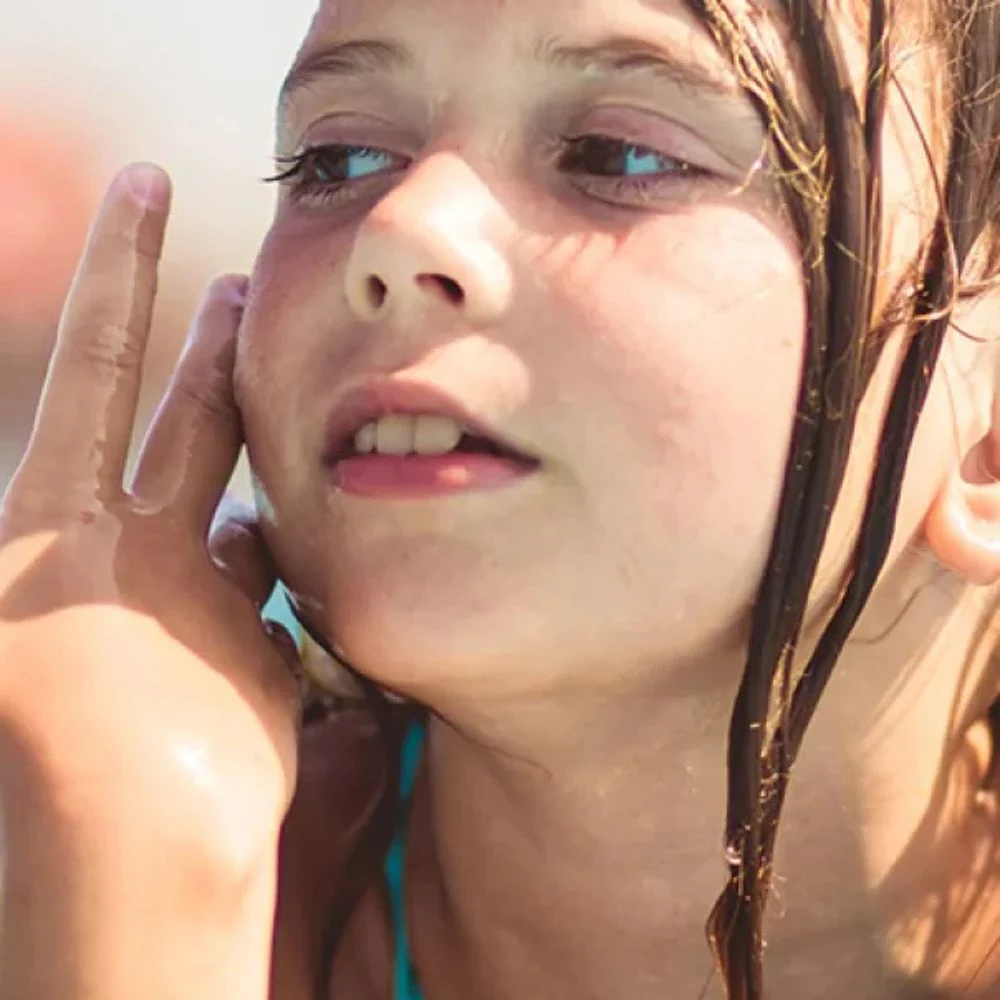 Babé Pediatric Fluid Spray SPF50 Sunscreen Ultra-Light Texture