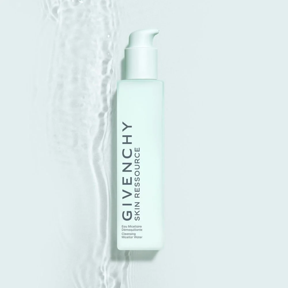 Givenchy Skin Ressource Cleansing Micellar Water Preserves the Moisture