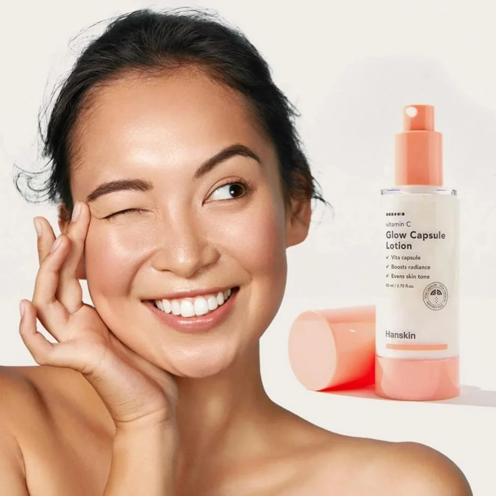Hanskin Vitamin C Glow Capsule Lotion 3 in 1