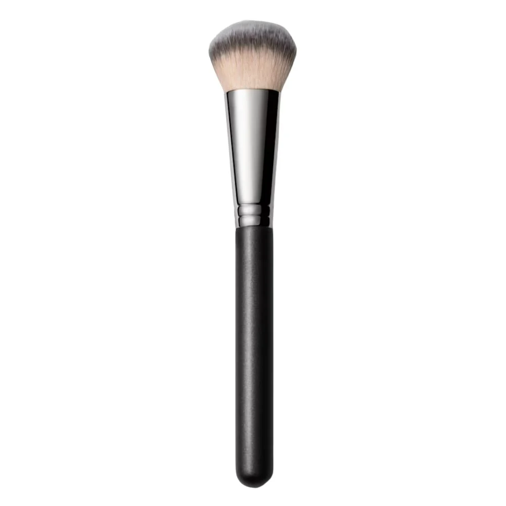M·A·C Brush 128s Split Fibre Cheek