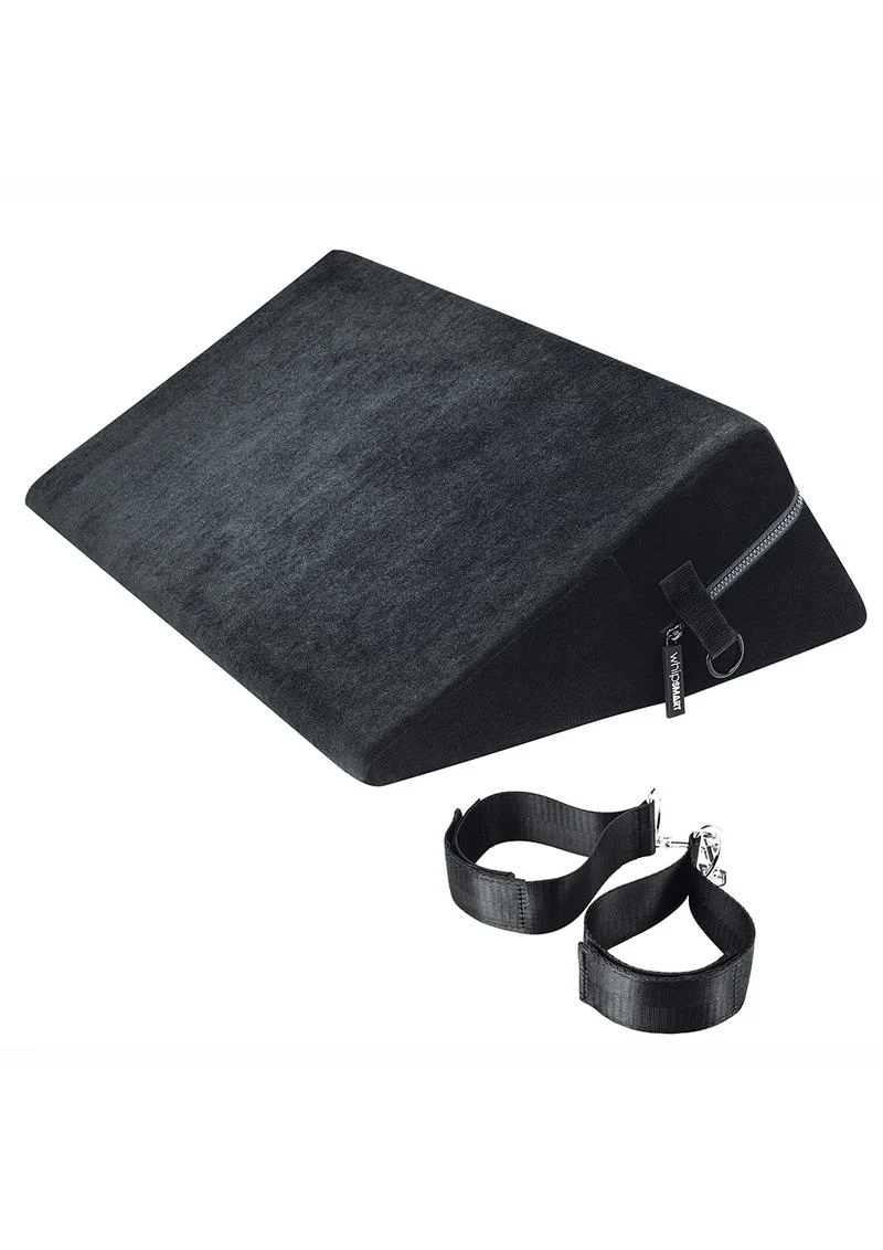 The Mini Try-Angle Cushion