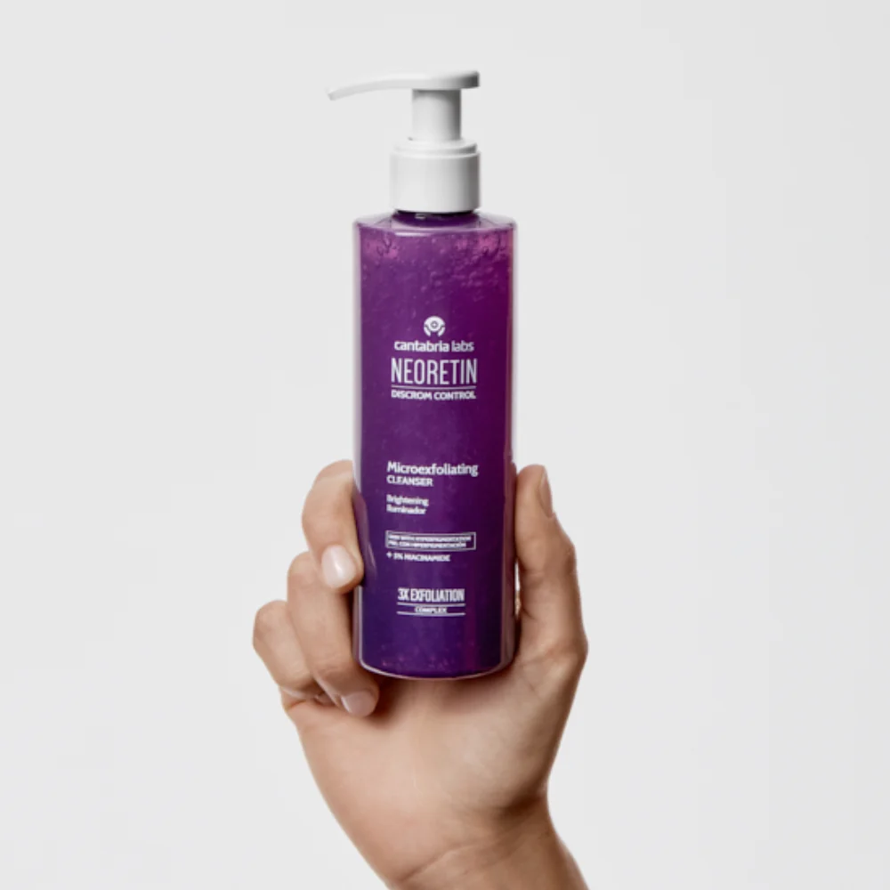 Neoretin Discrom Control Microexfoliating Face Cleanser