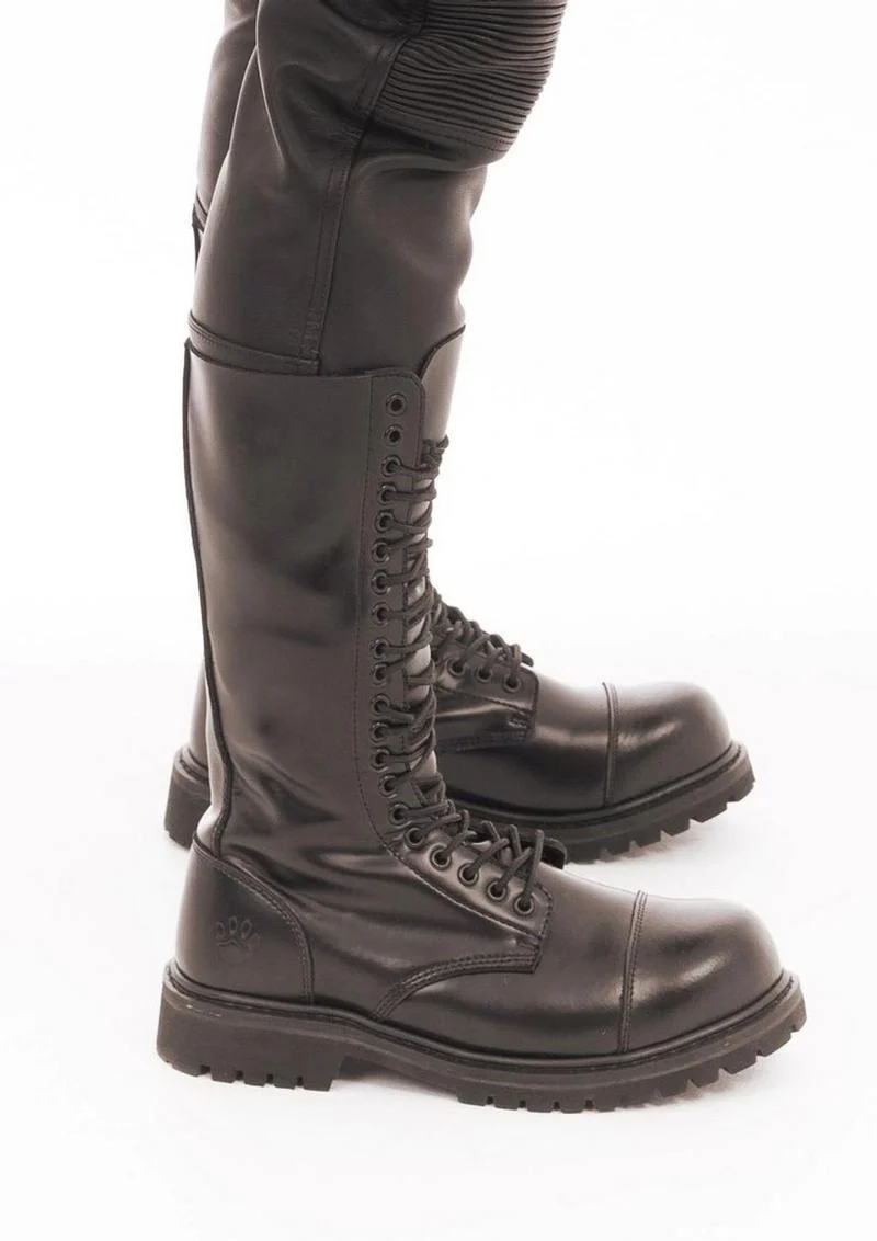 Prowler Red 20 Hole Boot - Uk 12