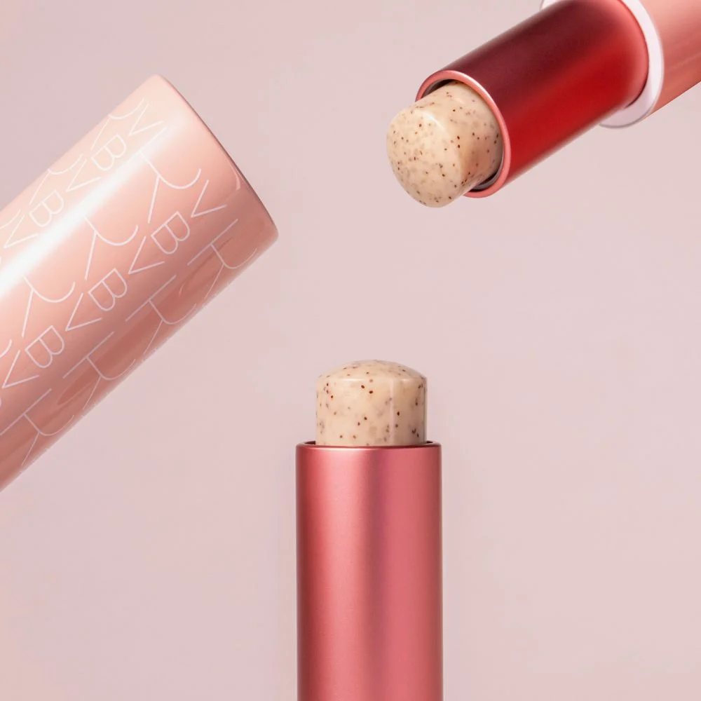 RVB LAB Lip Scrub Exfoliating and Smoothing Action