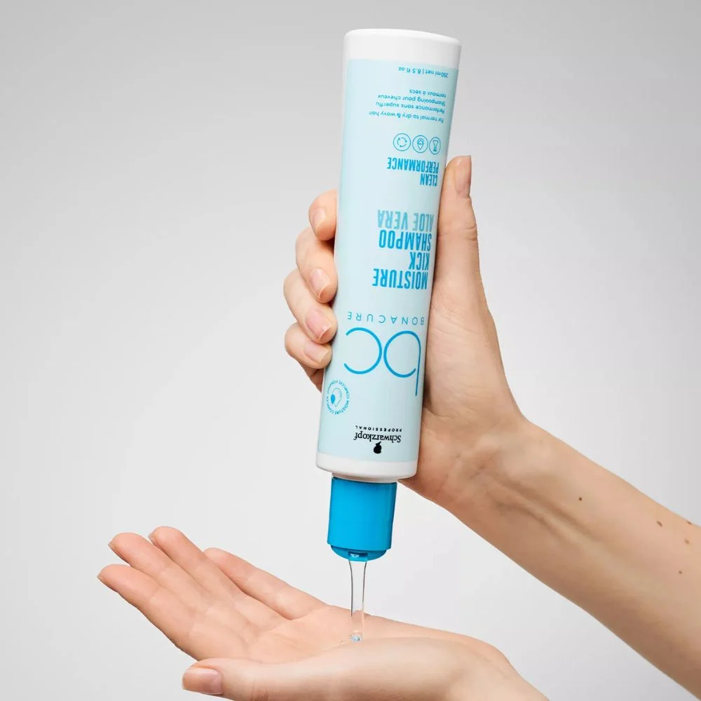 Schwarzkopf BONACURE Clean Performance Moisture Kick Shampoo