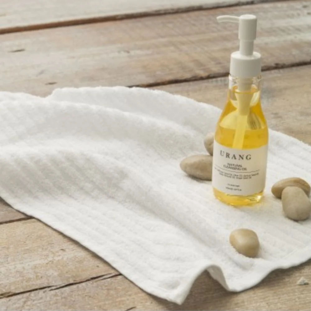 Urang Natural Cleansing Oil for All Skin Types